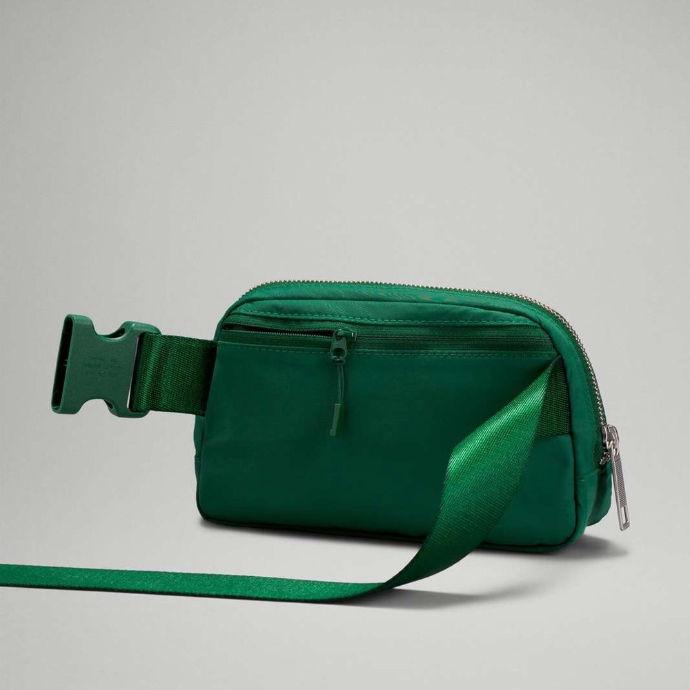 lululemon athletica Everglades Green Crossbody Bag - Picture 8 of 9